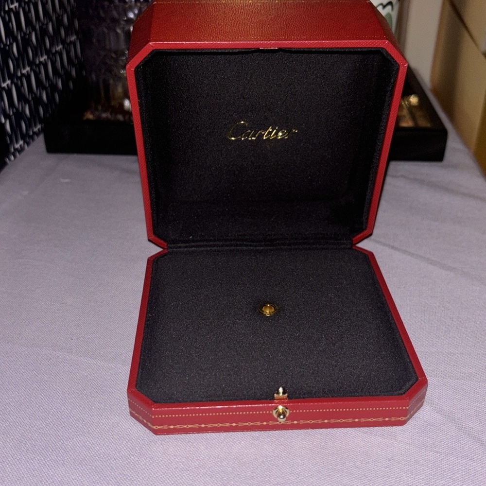 🎁 🎁 🎁 NEW Large leather box Cartier / interior velvet - red with gold